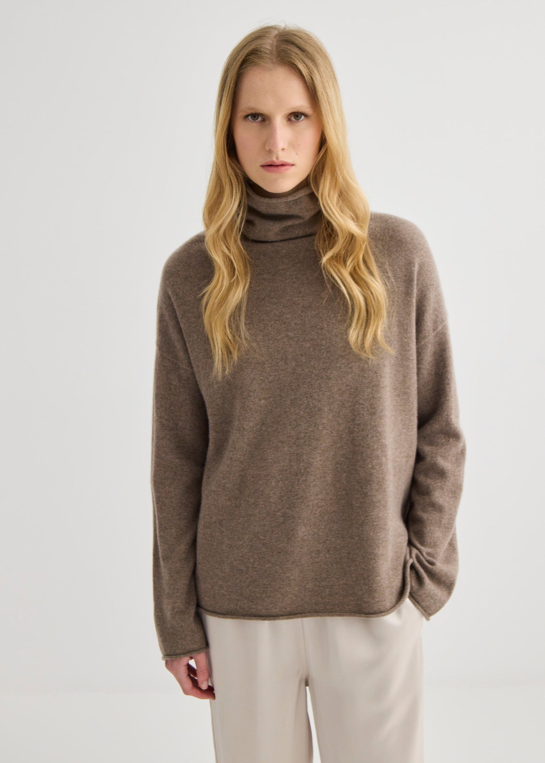 Mara Cashmere Funnel Neck Cocoa Marle - Front