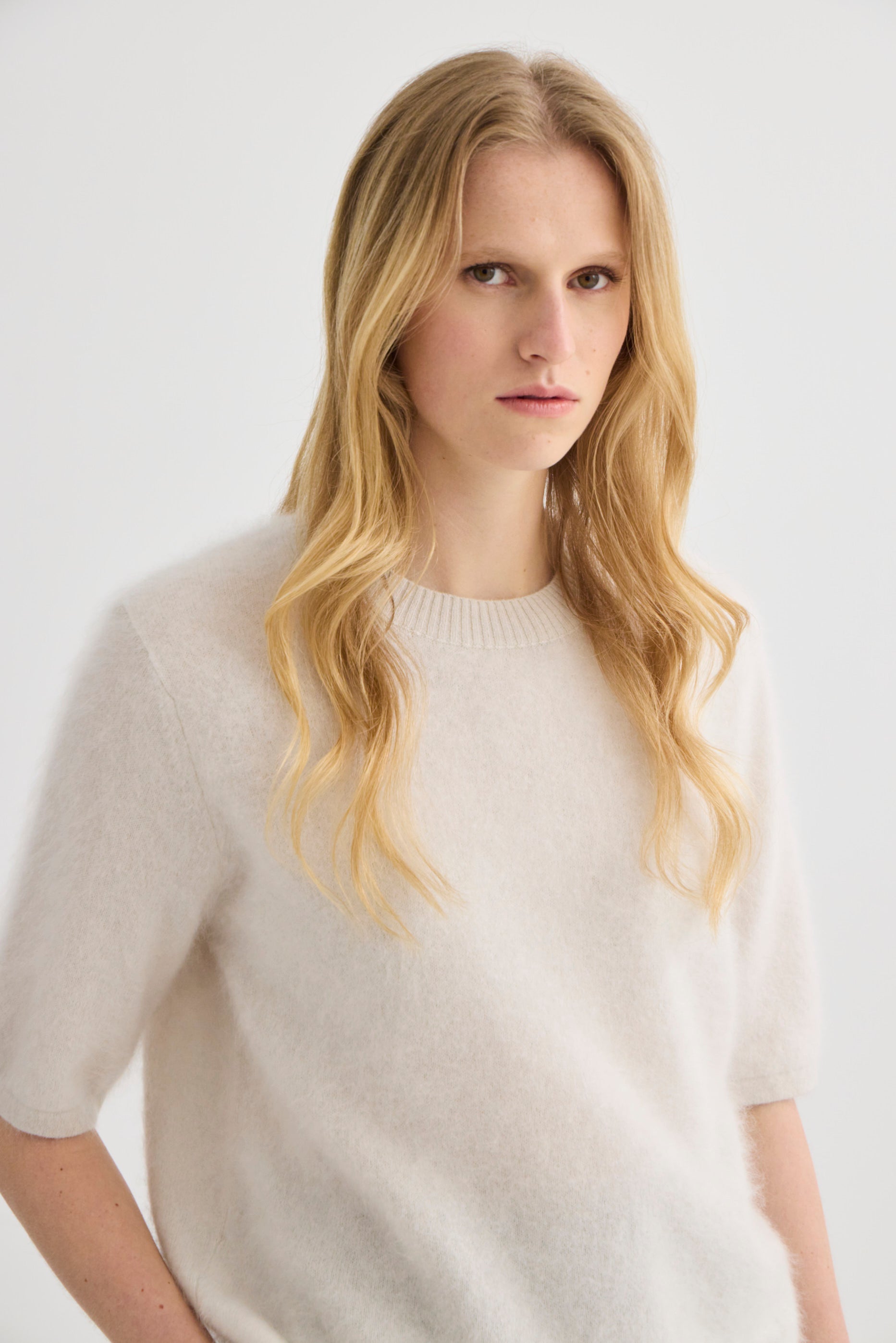Cashmere T-Shirt Oyster - Back