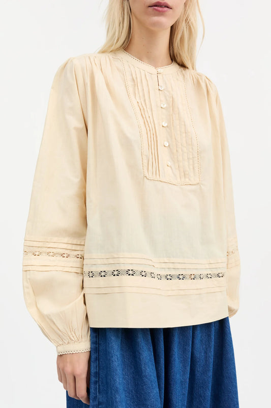 The Leaf Shirt in Antique Beige