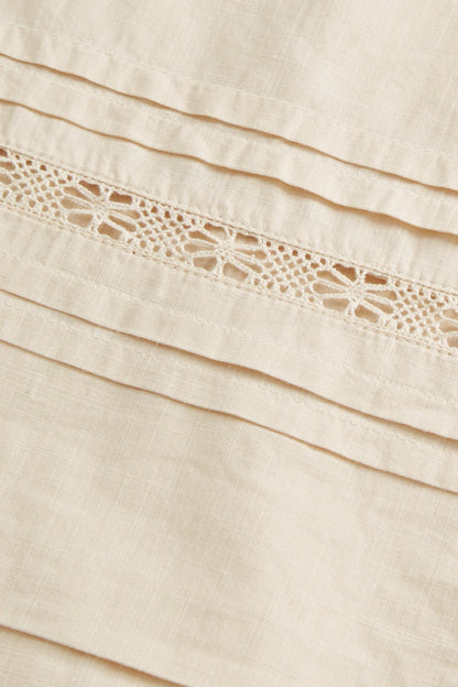 The Leaf Shirt in Antique Beige