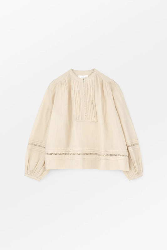 The Leaf Shirt in Antique Beige