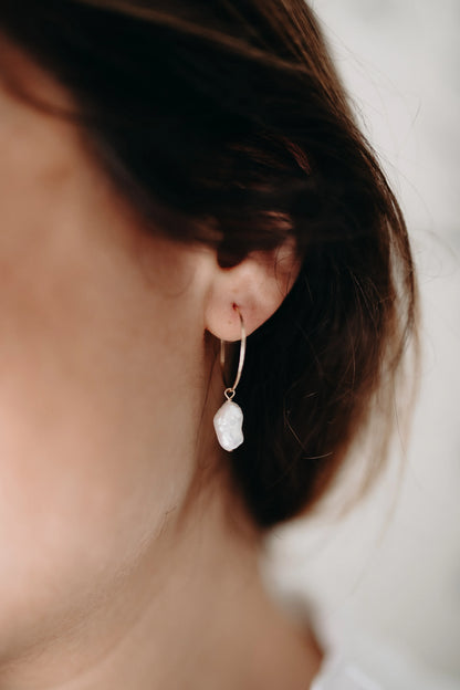 'Dot' Pearl Earrings | Peggy & Twig