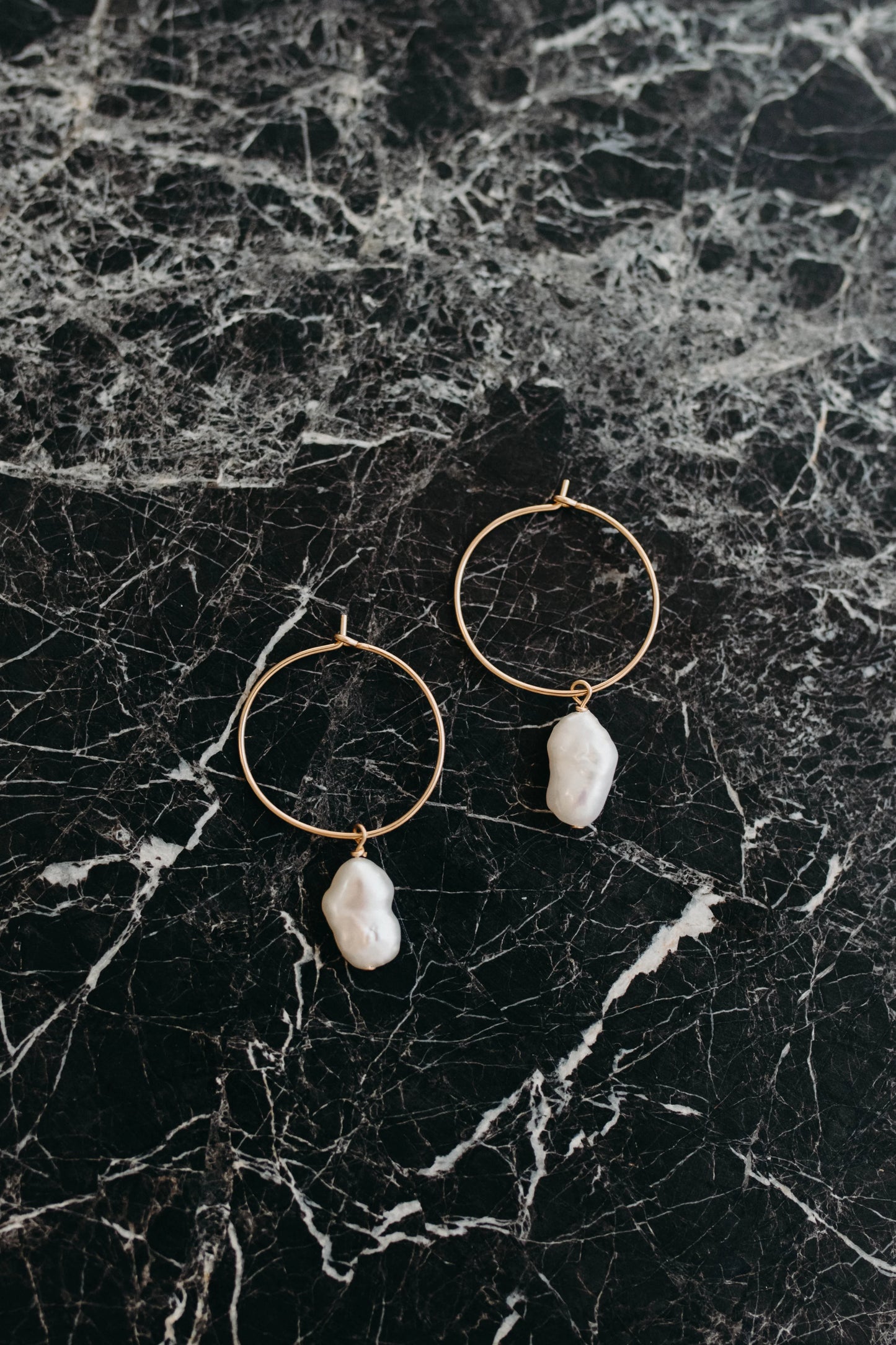 'Dot' Pearl Earrings | Peggy & Twig