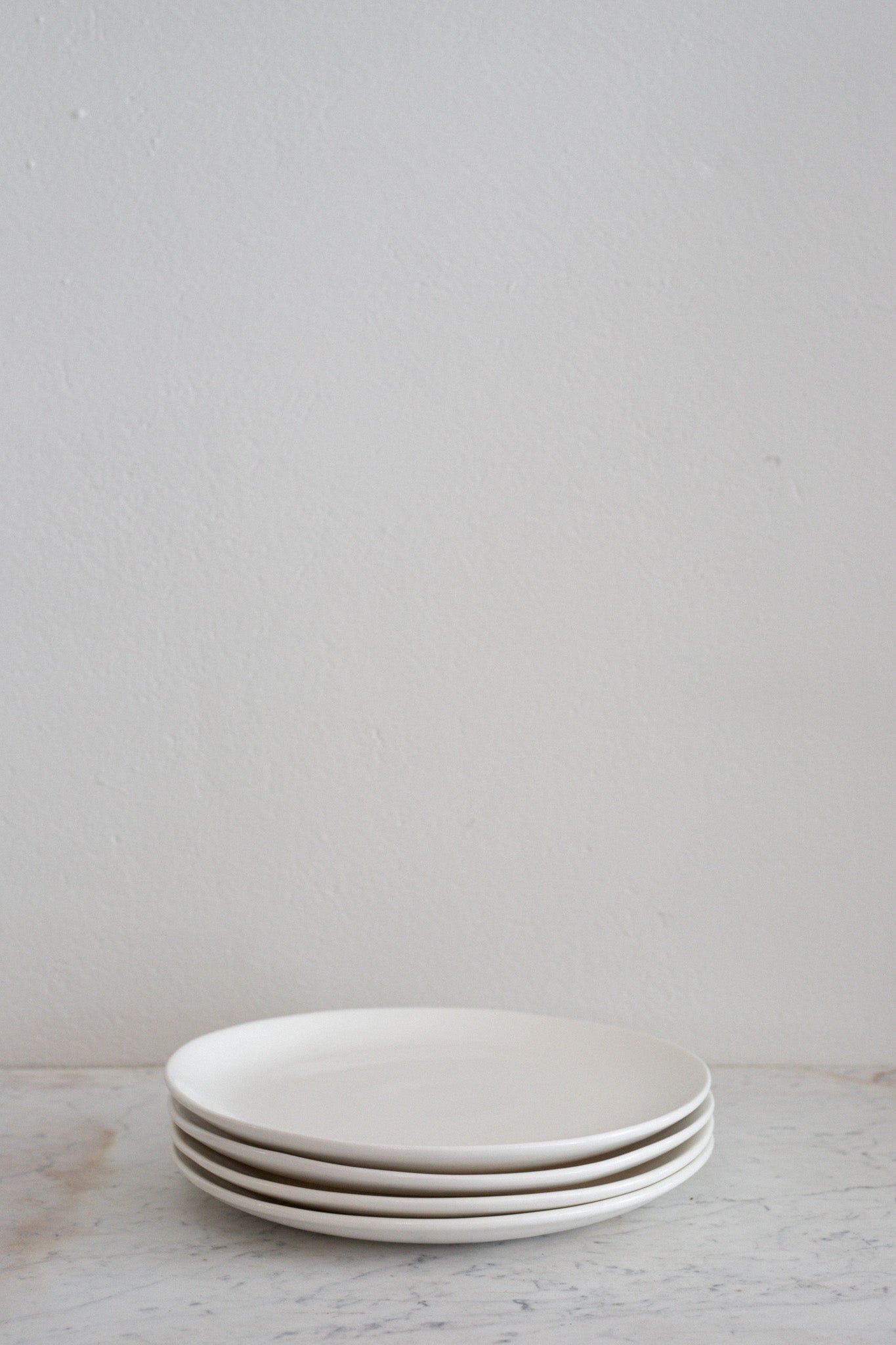 Handmade Dining Plate in Satin White