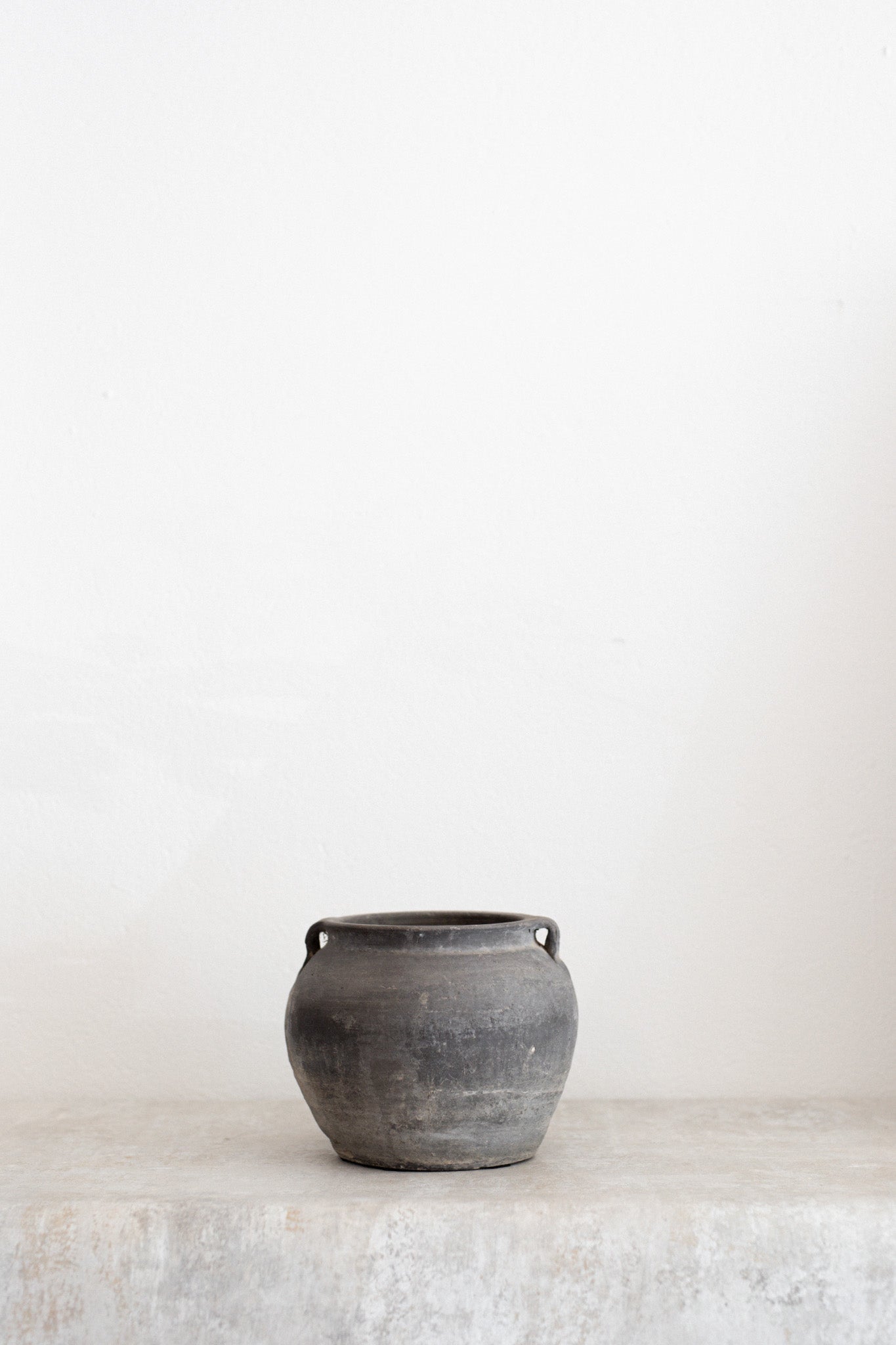 Vintage Grey Pot Vessel N.1