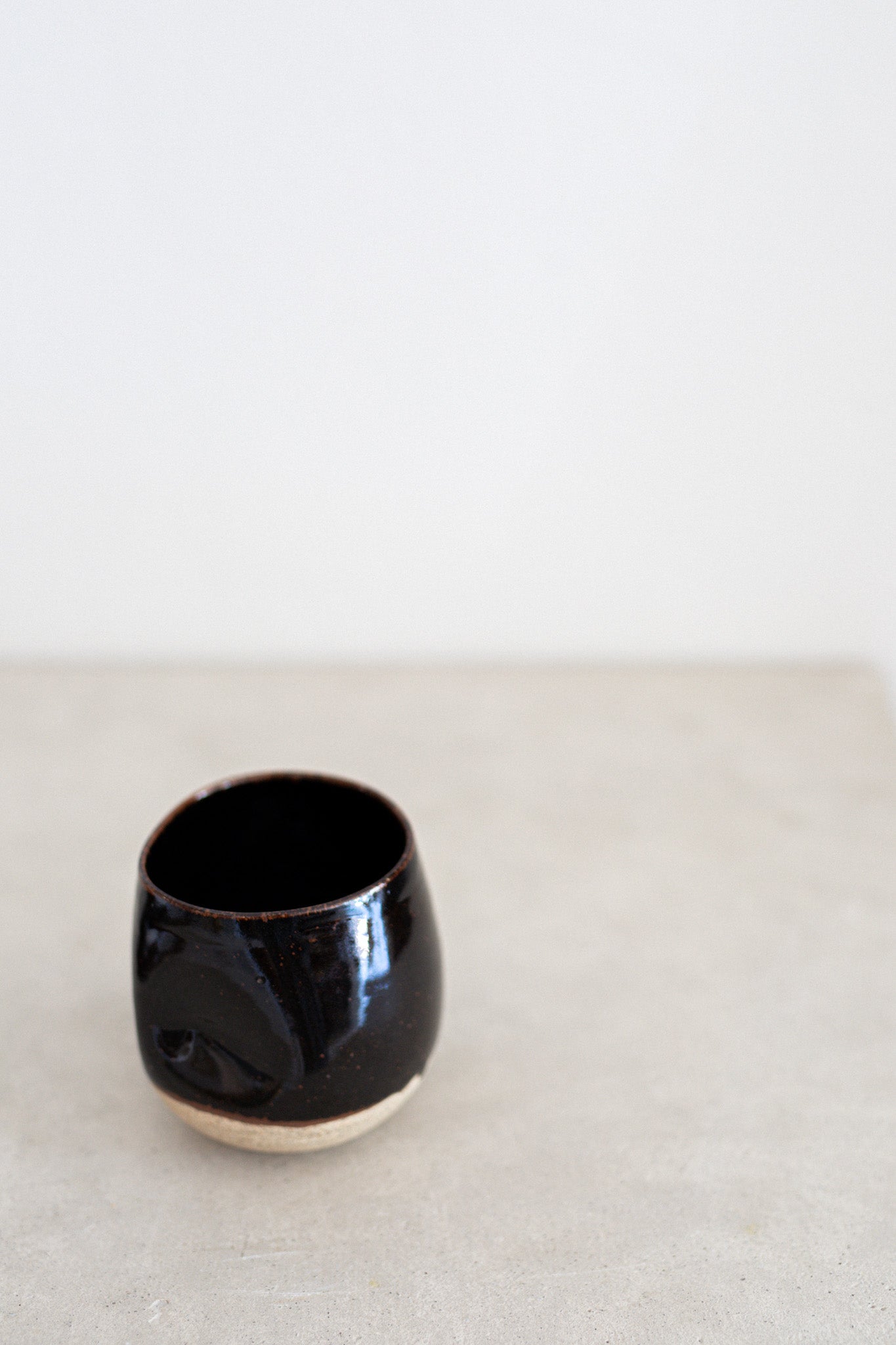 Ceramic Pinch Mug in Mocha glaze