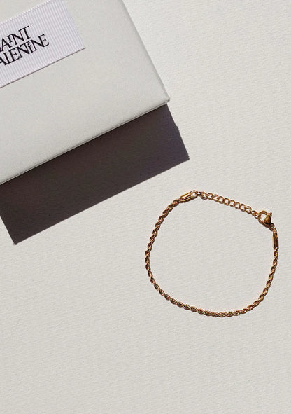 The Valencia Bracelet in Gold
