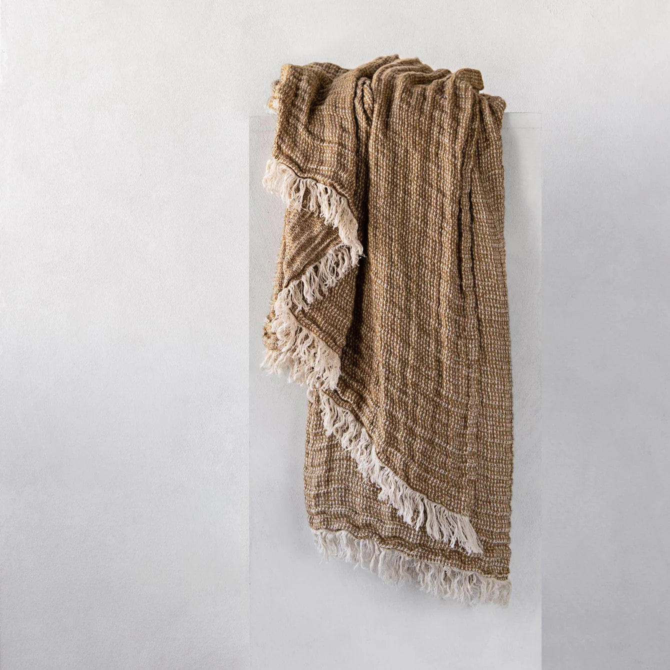 Heirloom Linen Crush Throw | 'Brun