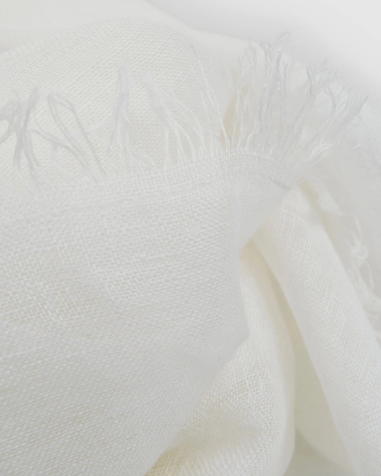 The Hand Loomed Linen Scarf