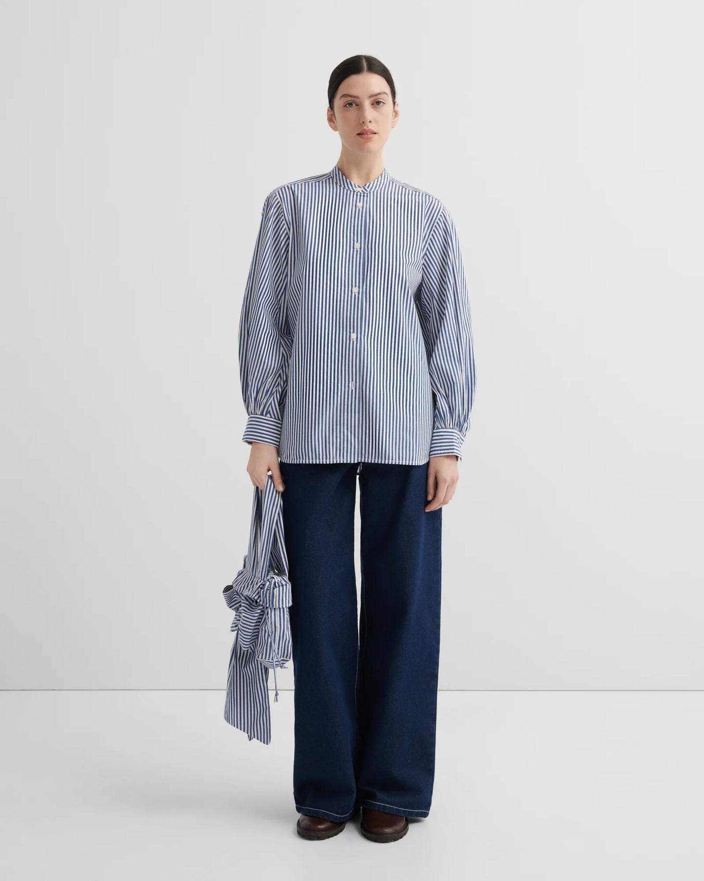 The Impression Shirt in Blue & White Stripe