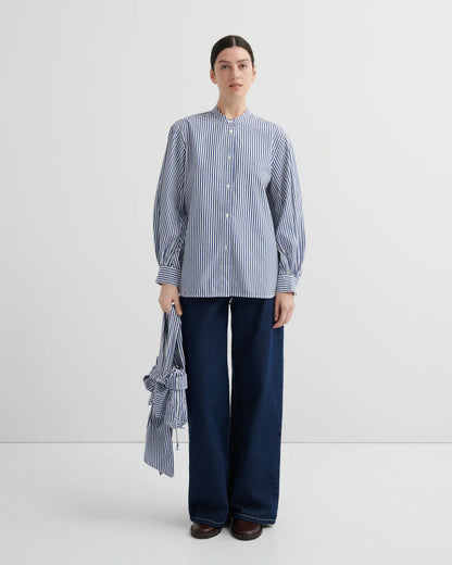 The Impression Shirt in Blue & White Stripe