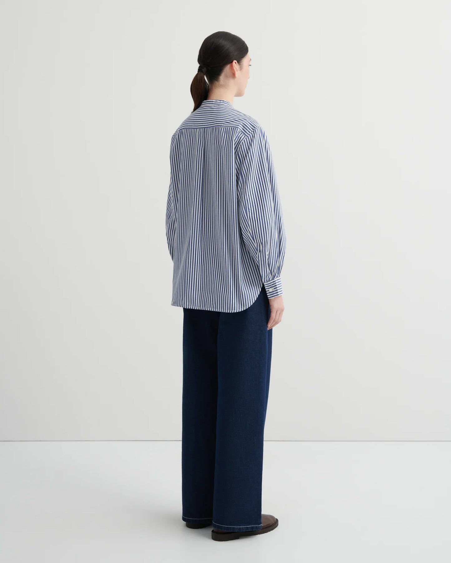 The Impression Shirt in Blue & White Stripe